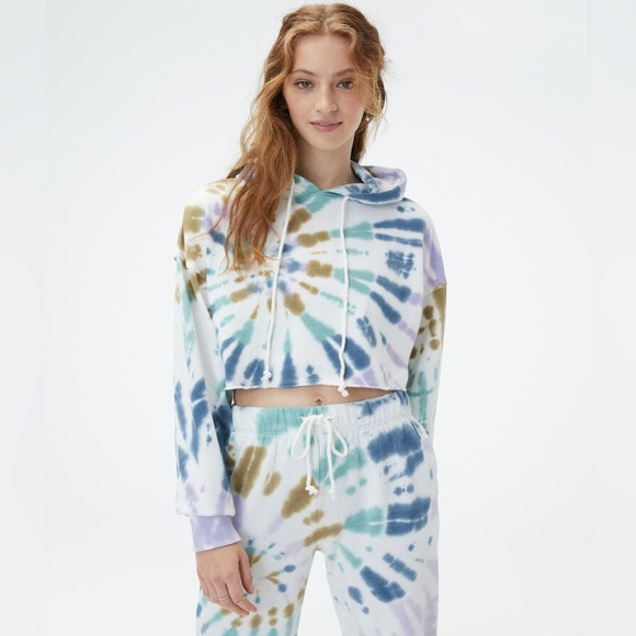 Tie-Dye Cropped Boyfriend Hoodie and Sweatpants. New - Picture 2 of 10